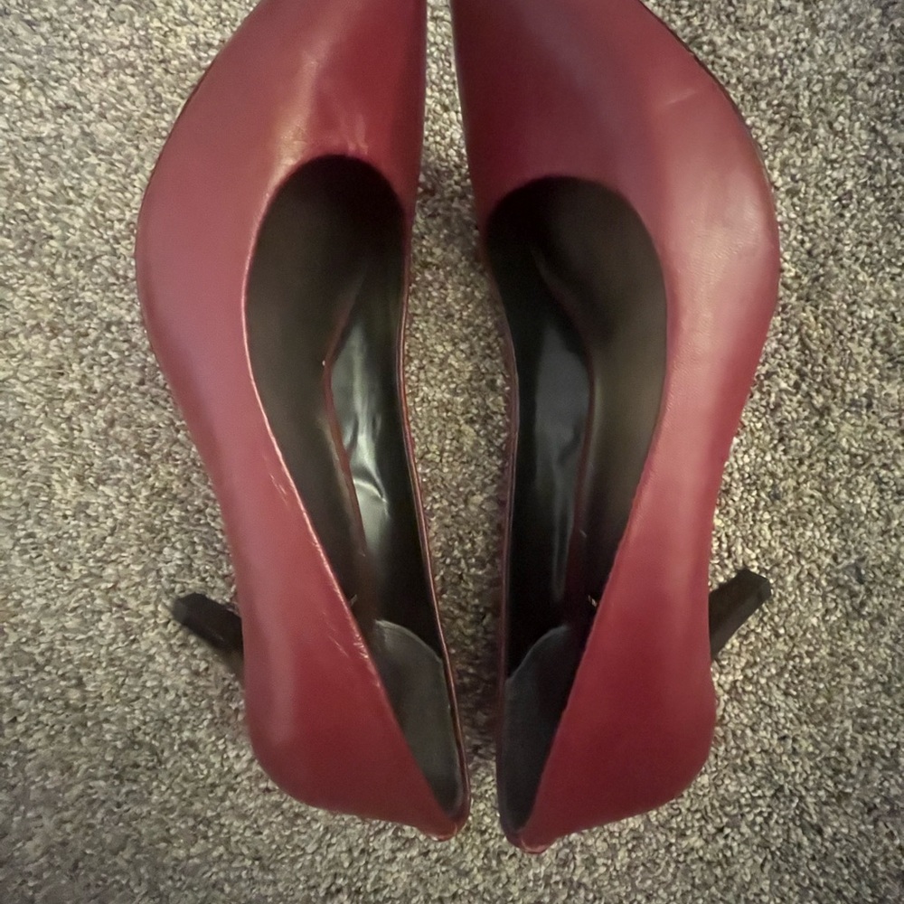 Monet Deep Red Women's Heels - Picture 4 of 7